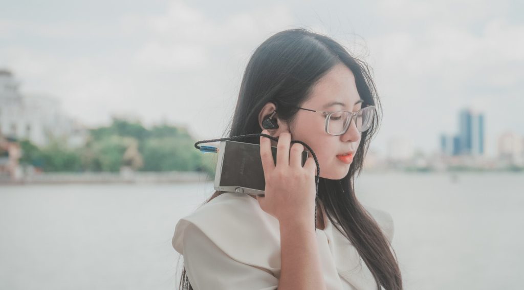 Why Asian Women Looking for White Men?